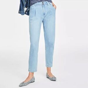 Plus Women's Tapered leg Jeans - Worn once 18W